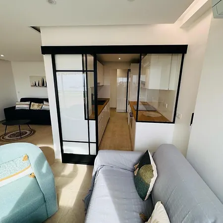 Beautiful Stunning View Of The Lion De