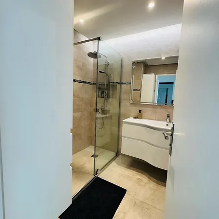 Lägenhet Beautiful Stunning View Of The Lion De *