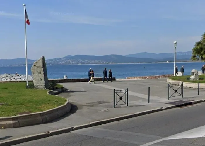 Beautiful Stunning View Of The Lion De 公寓 Saint-Raphaël