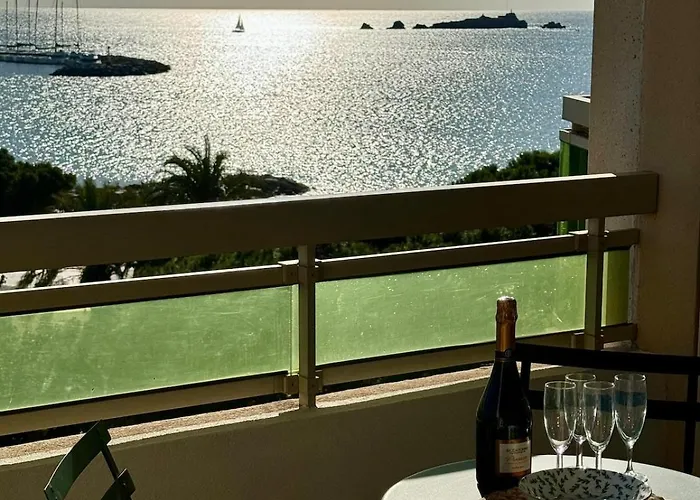 Beautiful Stunning View Of The Lion De * Saint-Raphaël